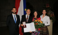 Prof. Felix Gundacker mit Familie